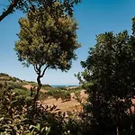 Οργανωμένο κάμπινγκ Pleasant Tent With Swimming Pool Φέρμο