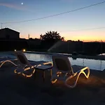 Pleasant Tent With Swimming Pool Οργανωμένο κάμπινγκ