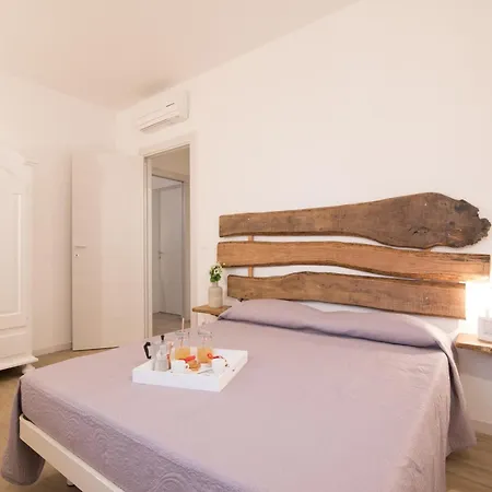 Pleasant Tent With Swimming Pool Luxury tent Fermo