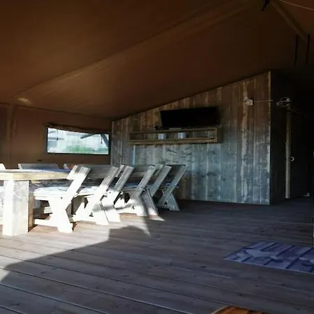 Pleasant Tent With Swimming Pool * Fermo