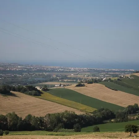 Campismo de Luxo Pleasant Tent With Swimming Pool Fermo