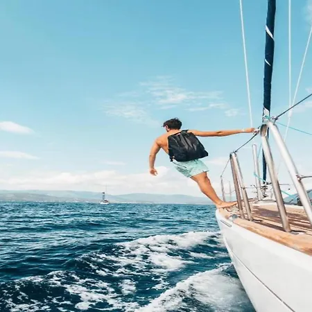 Pleasant Tent With Swimming Pool Campismo de Luxo *