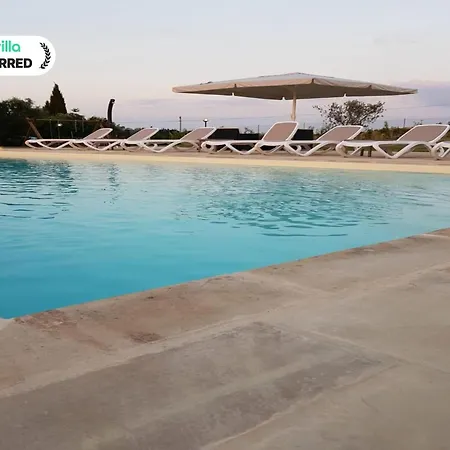 Campismo de Luxo Pleasant Tent With Swimming Pool Fermo